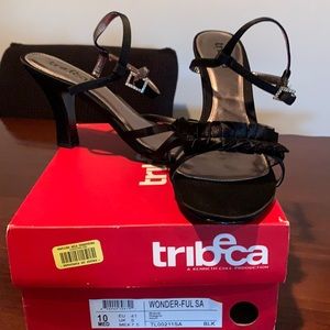 Black dress Tribeca Kenneth Cole shoes.